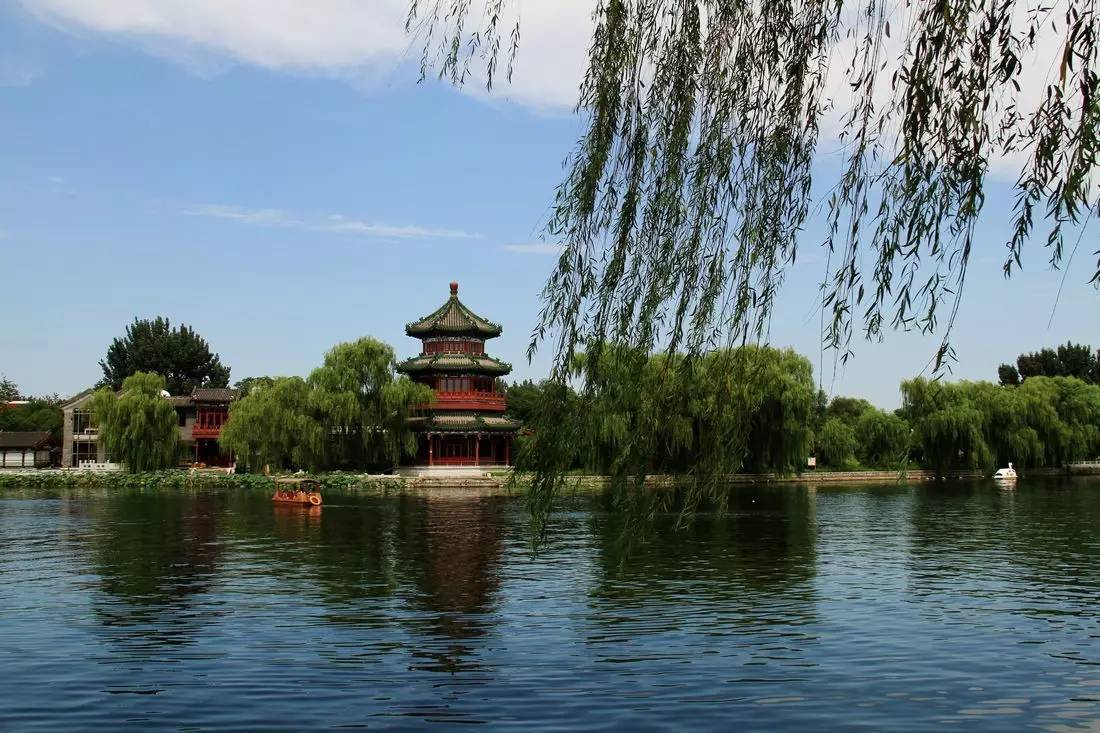北京什刹海小吃街(北京什刹海小吃街在哪)