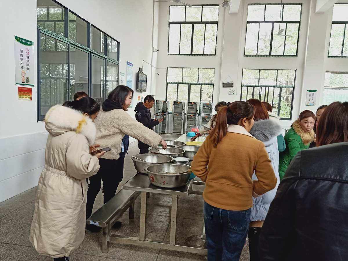 食堂招聘信息(学校食堂招聘信息)