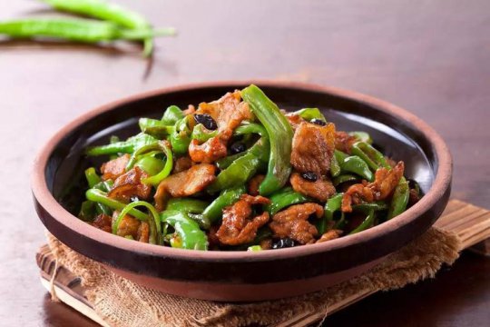 湘菜讲究什么(湘菜主要是什么口味)