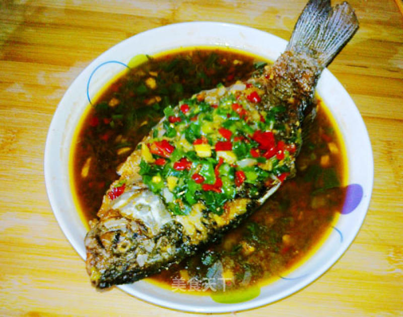 湘菜红烧鲫鱼(家常菜红烧鲫鱼做法)