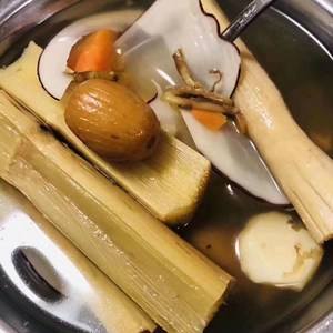 甘蔗的各种煲汤做法(甘蔗煲汤的做法与作用)