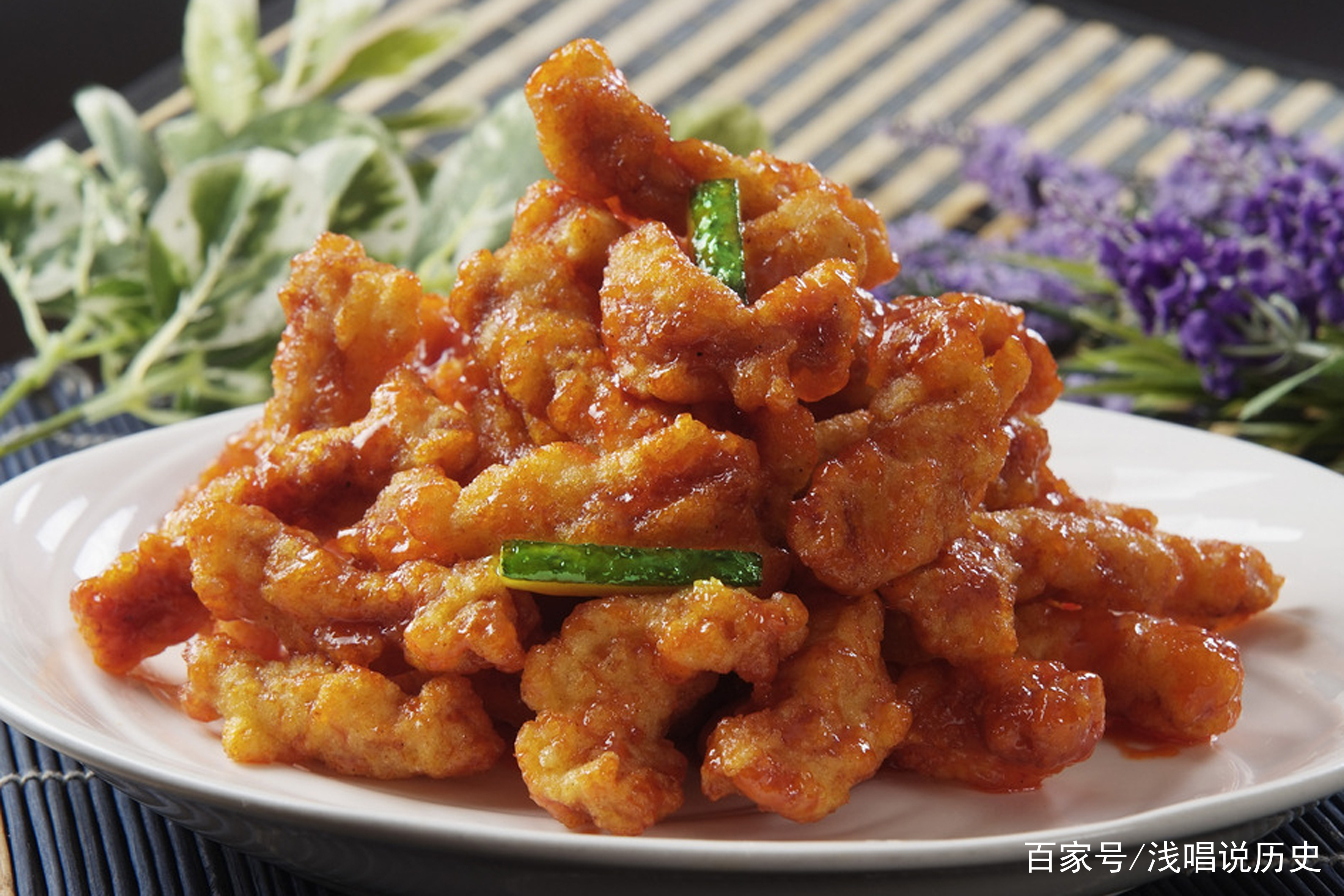 附近吃的美食(附近吃的美食不打烊的店)