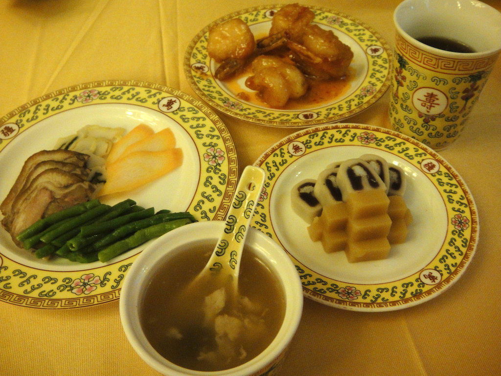 北京饭店附近美食(北京饭店附近美食有哪些)