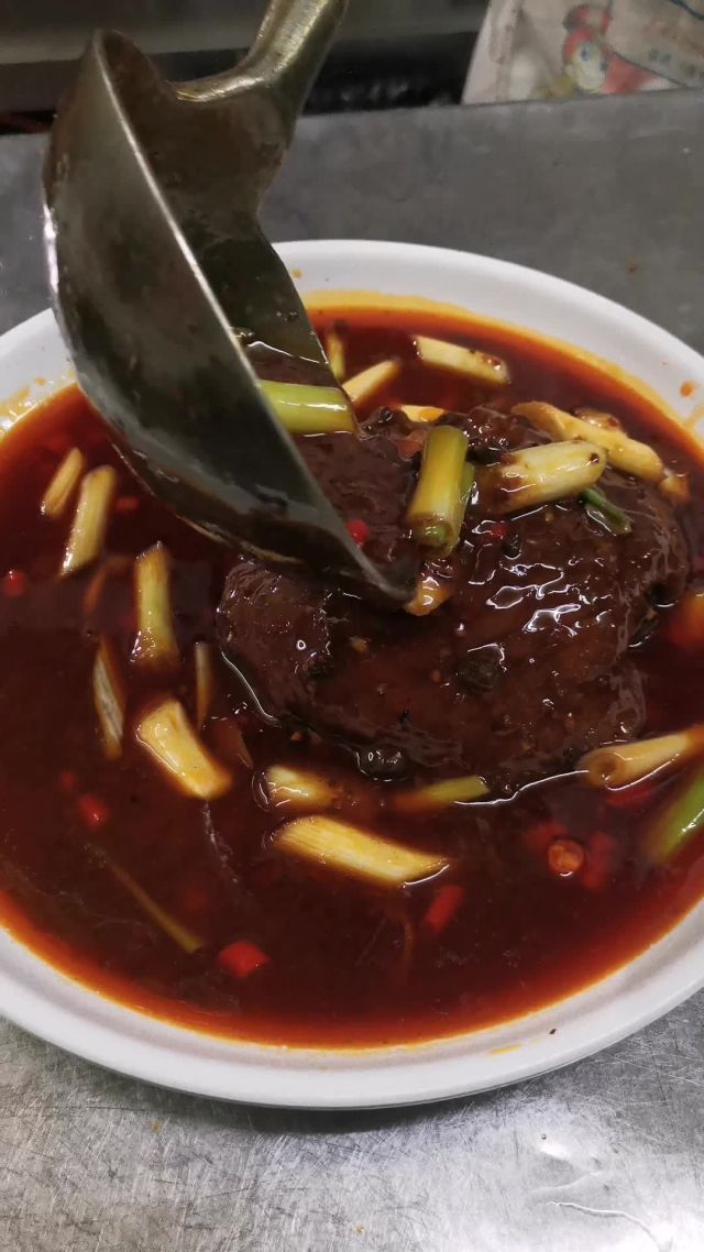 川味麻辣肘子(川味麻辣肘子做法视频)