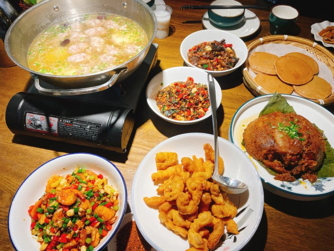 湘菜馆有哪些菜(湘菜馆有哪些菜品名称)