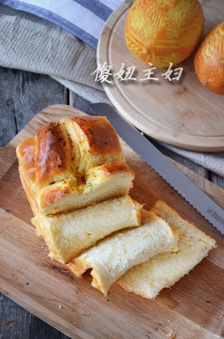 橙子面包的做法大全(橙子怎么做好吃小甜品面包)