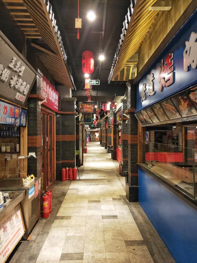 大连市内小吃街在哪里(21年大连小吃街哪里比较好)