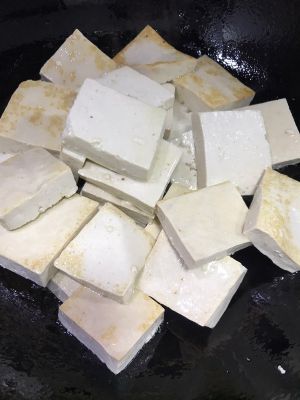 老豆腐的做法大全窍门(老豆腐简单又好吃的做法)