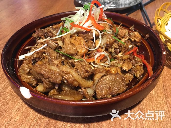 长春红旗街附近的美食(长春红旗街附近有啥好玩的)