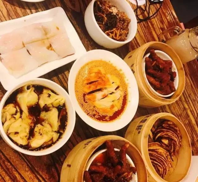 北京鼓楼大街美食攻略(北京鼓楼大街有什么好吃的地方)