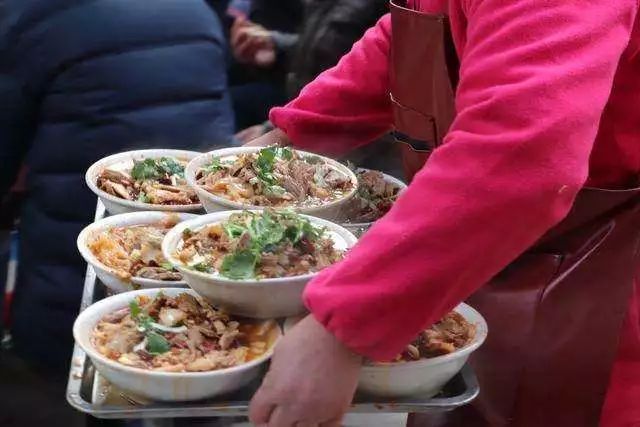 东北大席菜谱24个菜(办喜事菜谱18个菜图片)