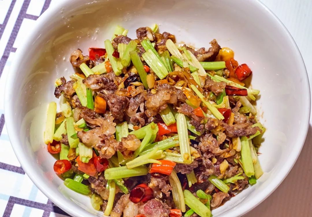 湘菜的特色菜(湘菜的特色菜凉菜)